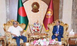 VC BSMRAAU Meets Honorable President, Apprises on Progress